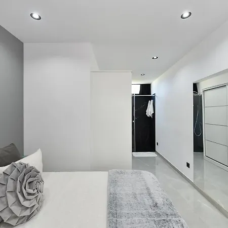 Daniela By Villagrancanaria Апартаменты *